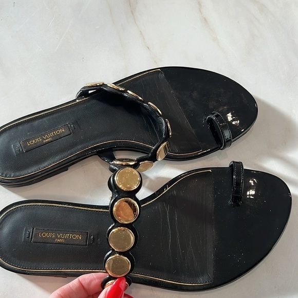 Louis Vuitton Socialite Sandal! - Picture 10 of 12